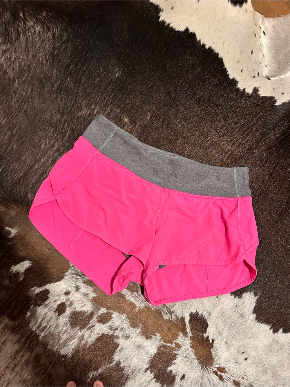 Lululemon speed up shorts size 4